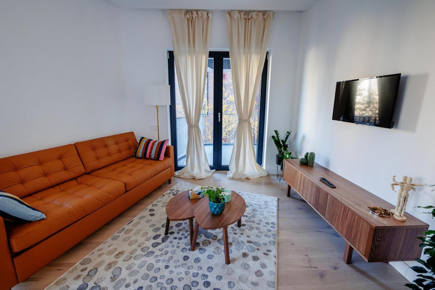 The Corner Luxe Apartment Bukares Bagian luar foto
